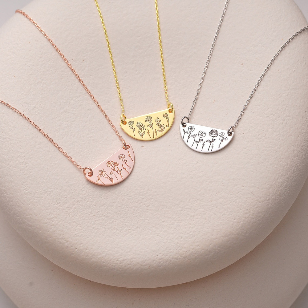Custom Birth Month Flower Neck - مراجعة Birth Flower Necklace وسعره