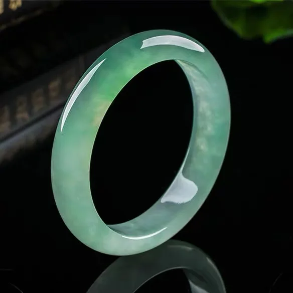 Natural Myanmar jadeite bracel - مراجعة Coordinates Bracelet وسعره