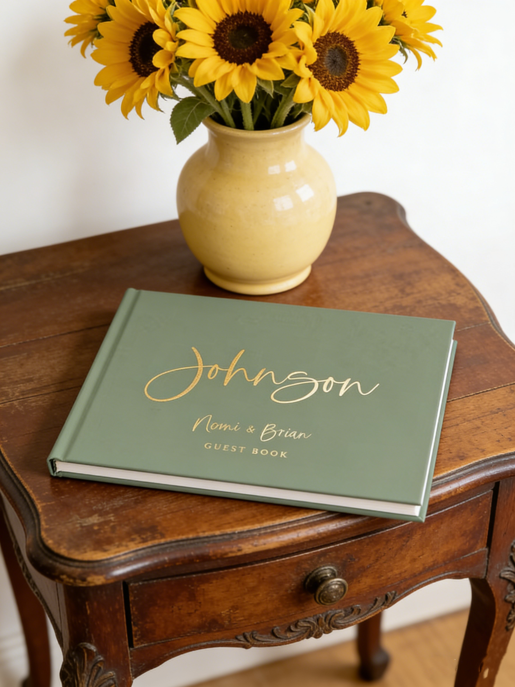 Custom Wedding Guest Book Pers - مراجعة Custom Photo Book وسعره