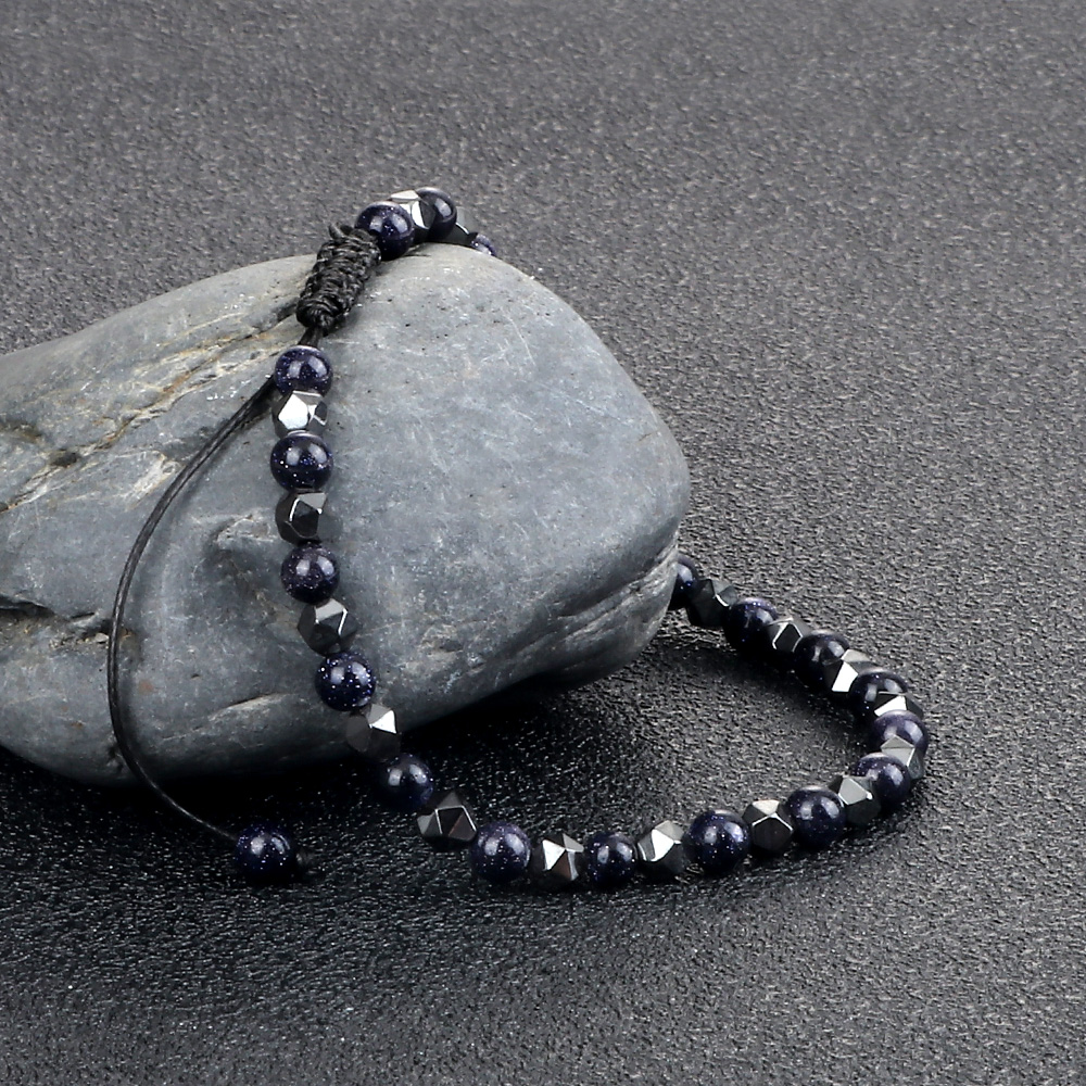 Minimalism Hematite Bracelet I - مراجعة Coordinates Bracelet وسعره
