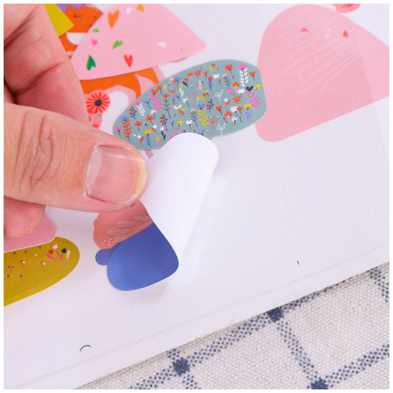 10pcs Custom Vinyl Sticker Lab - مراجعة Custom Photo Book وسعره