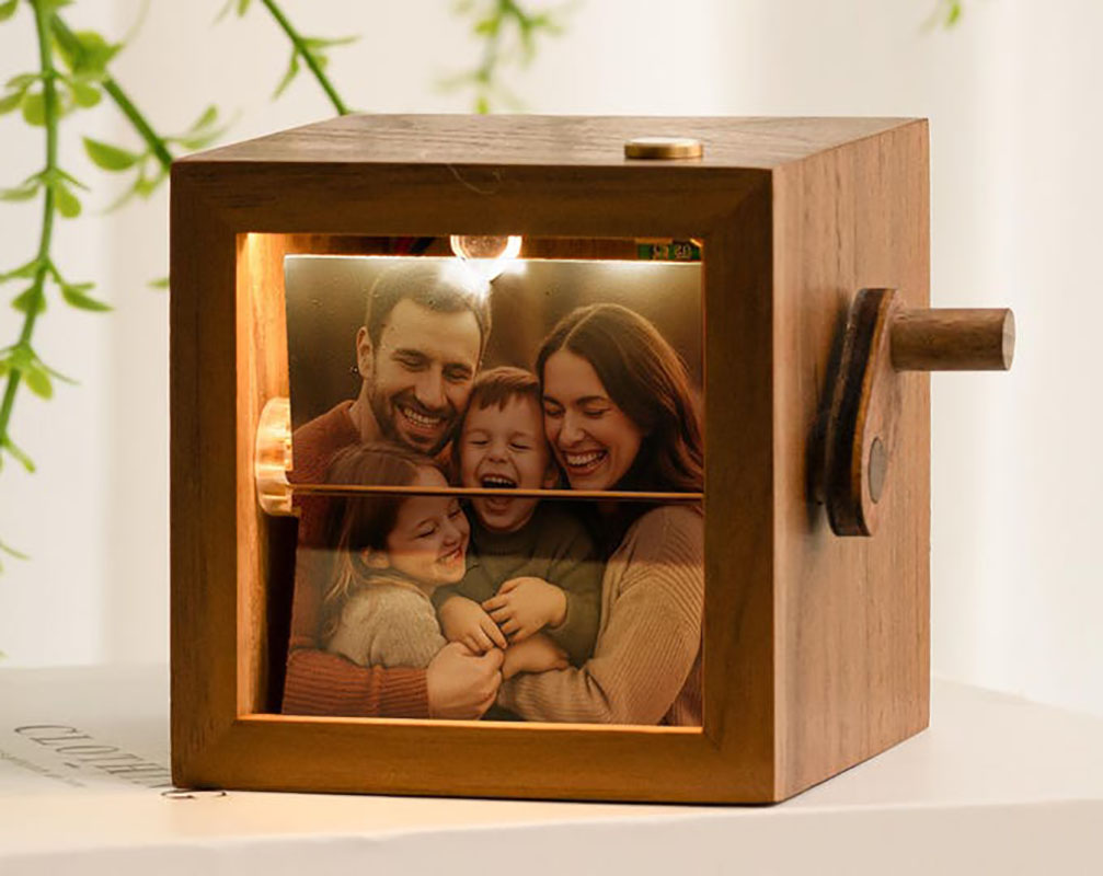 Personalized Photo Flipbook An - مراجعة Custom Photo Book وسعره