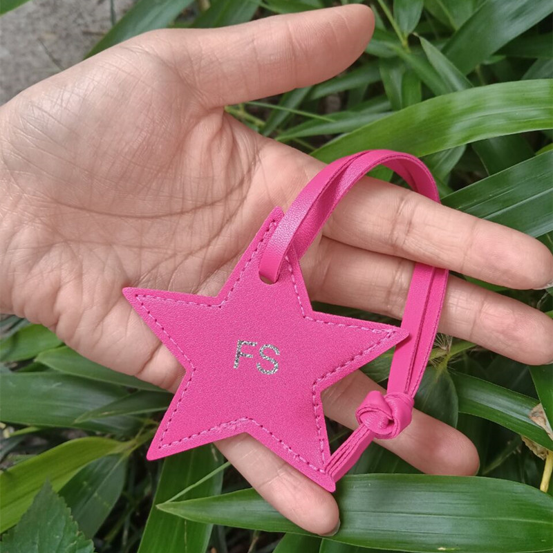 1PCS Free initials five pointe - مراجعة Monogram Keychain Leather وسعره