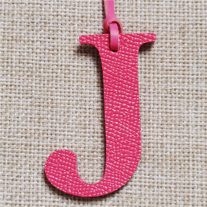 English Letter H I J K L M N A - مراجعة Monogram Keychain Leather وسعره