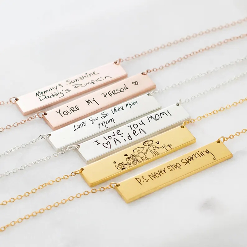 Custom Handwriting Name Bar Pe - مراجعة Handwriting Necklace Bar وسعره