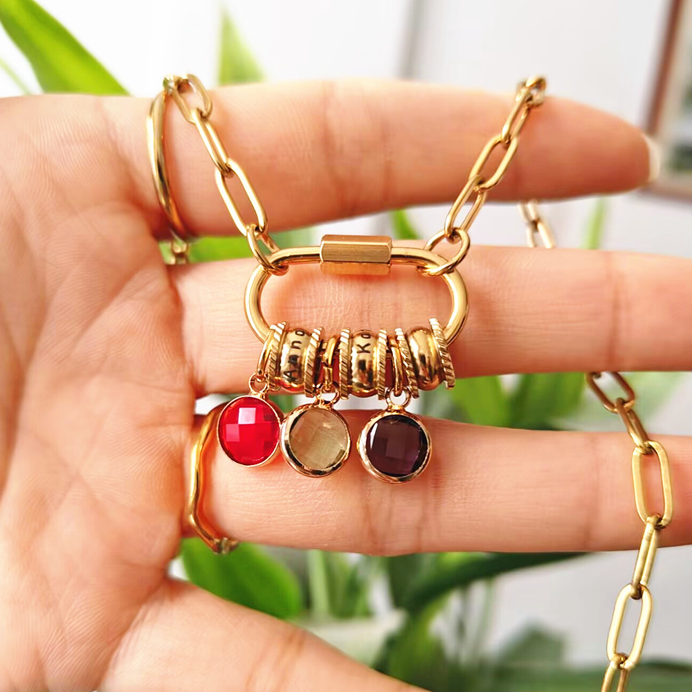 Custom Carabiner Name Charm Ne - مراجعة Birth Flower Necklace وسعره