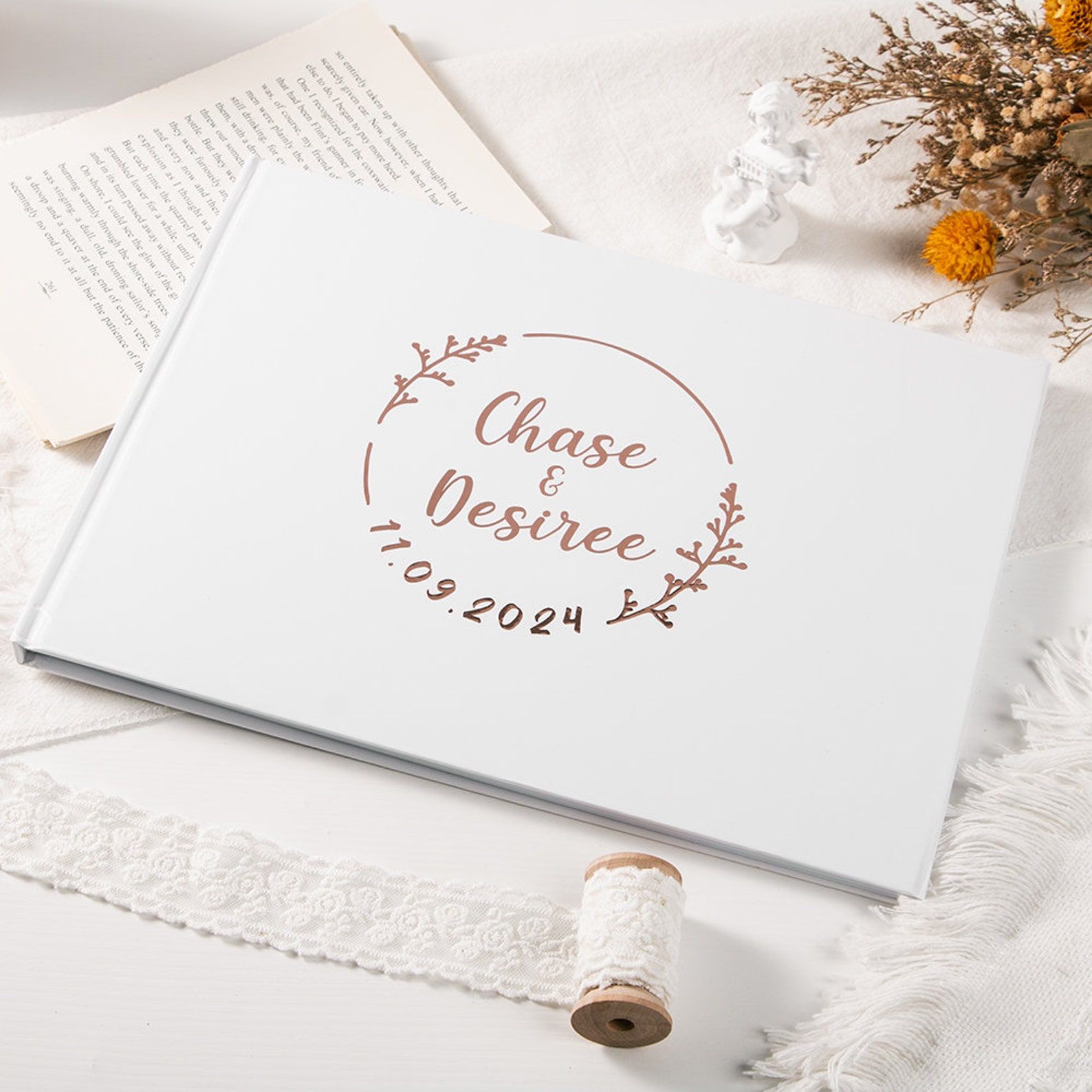 Custom Wedding Guestbook Perso - مراجعة Custom Photo Book وسعره