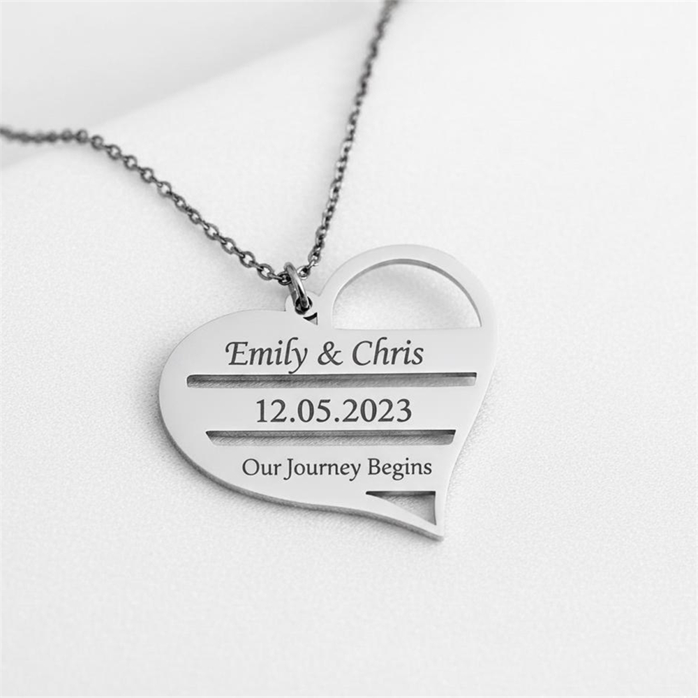 Custom Heart Necklace Stainles - مراجعة Birth Flower Necklace وسعره